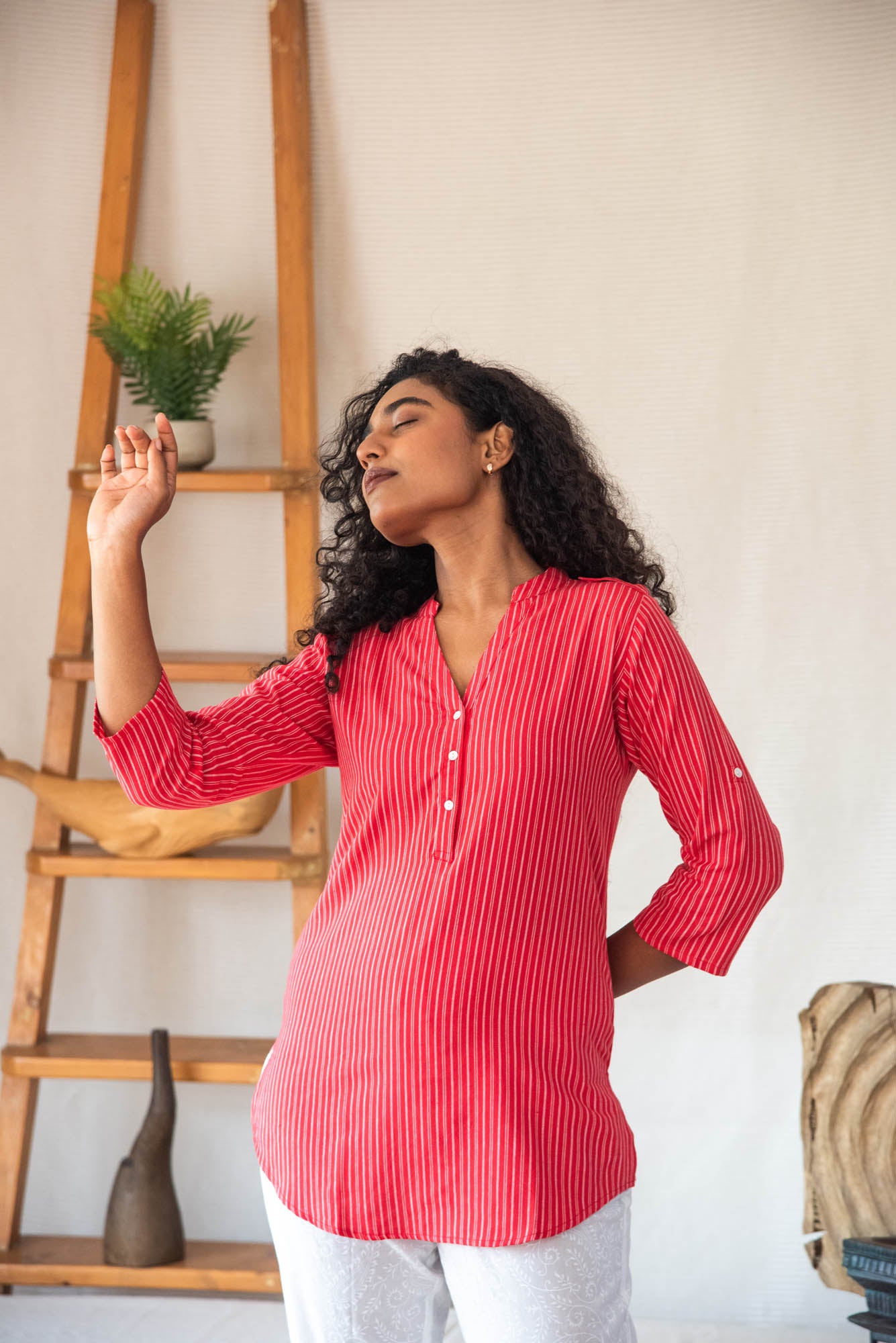 
                  
                    WOMEN LONG TOP 3/4 SLV
                  
                