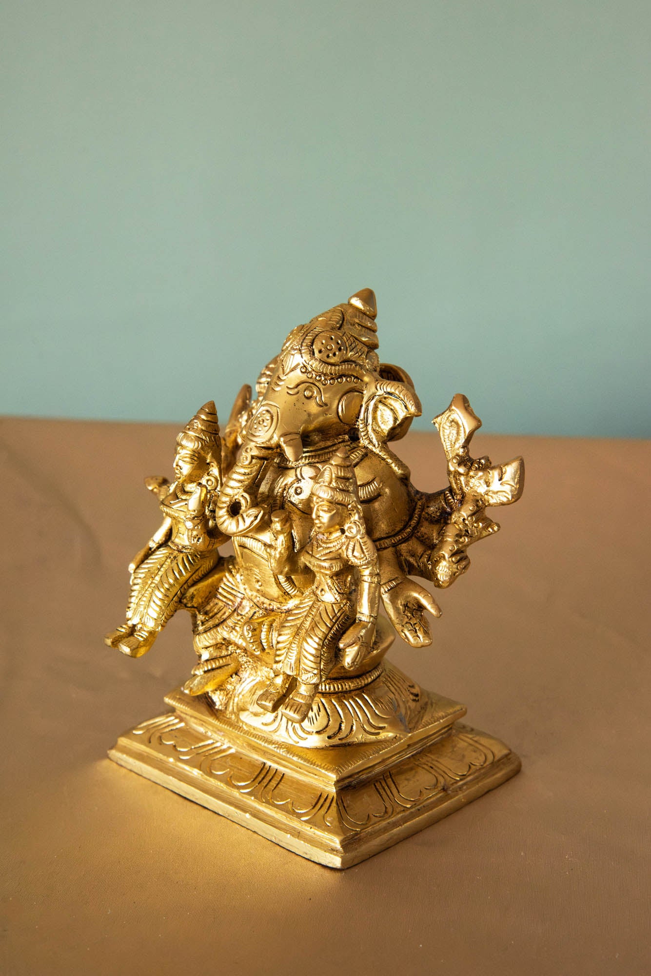 
                  
                    BRASS GANESHA WITH RIDDHI SIDDHI
                  
                