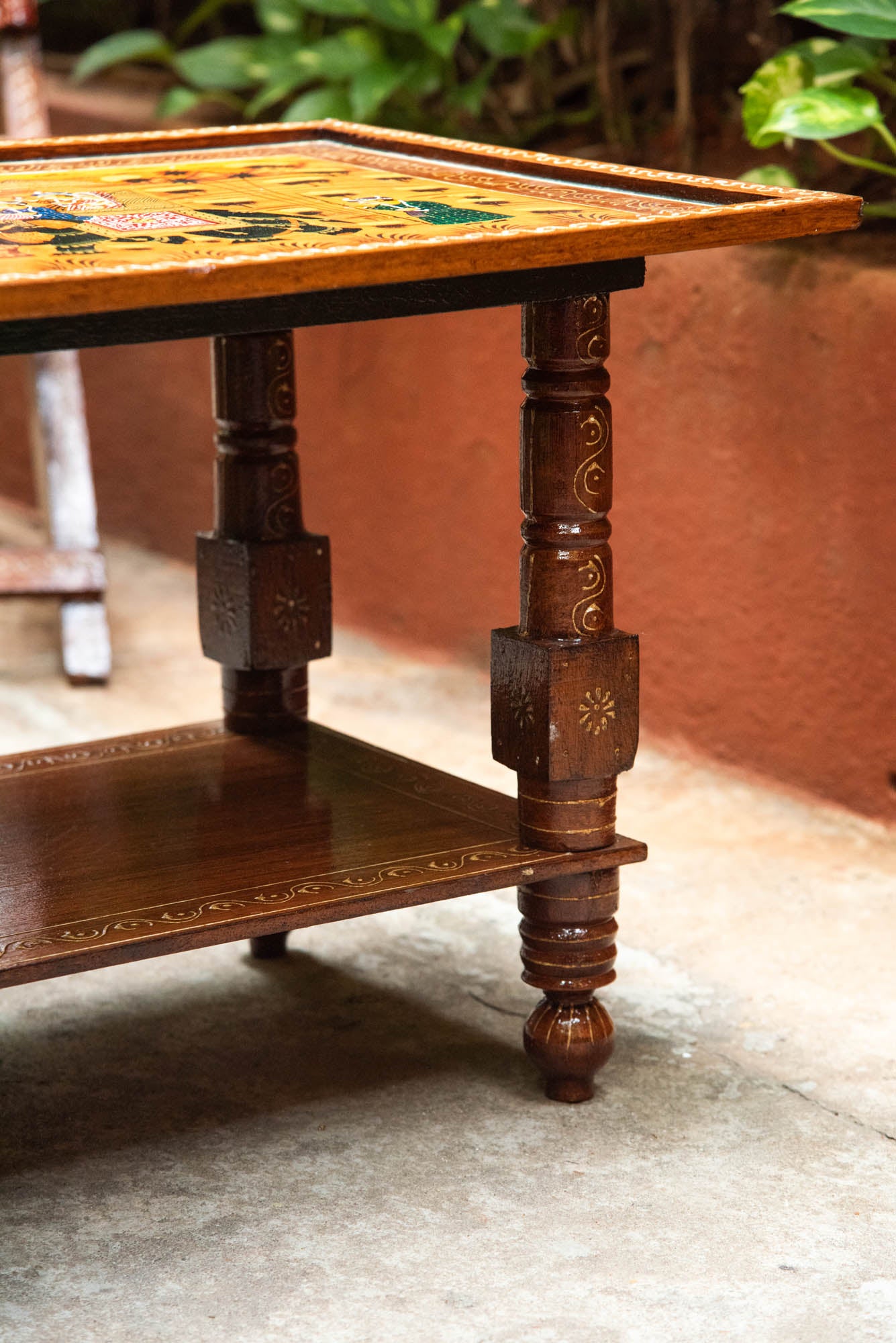 
                  
                    WD FOLDING SHOW PCS MAHRABI SET
                  
                