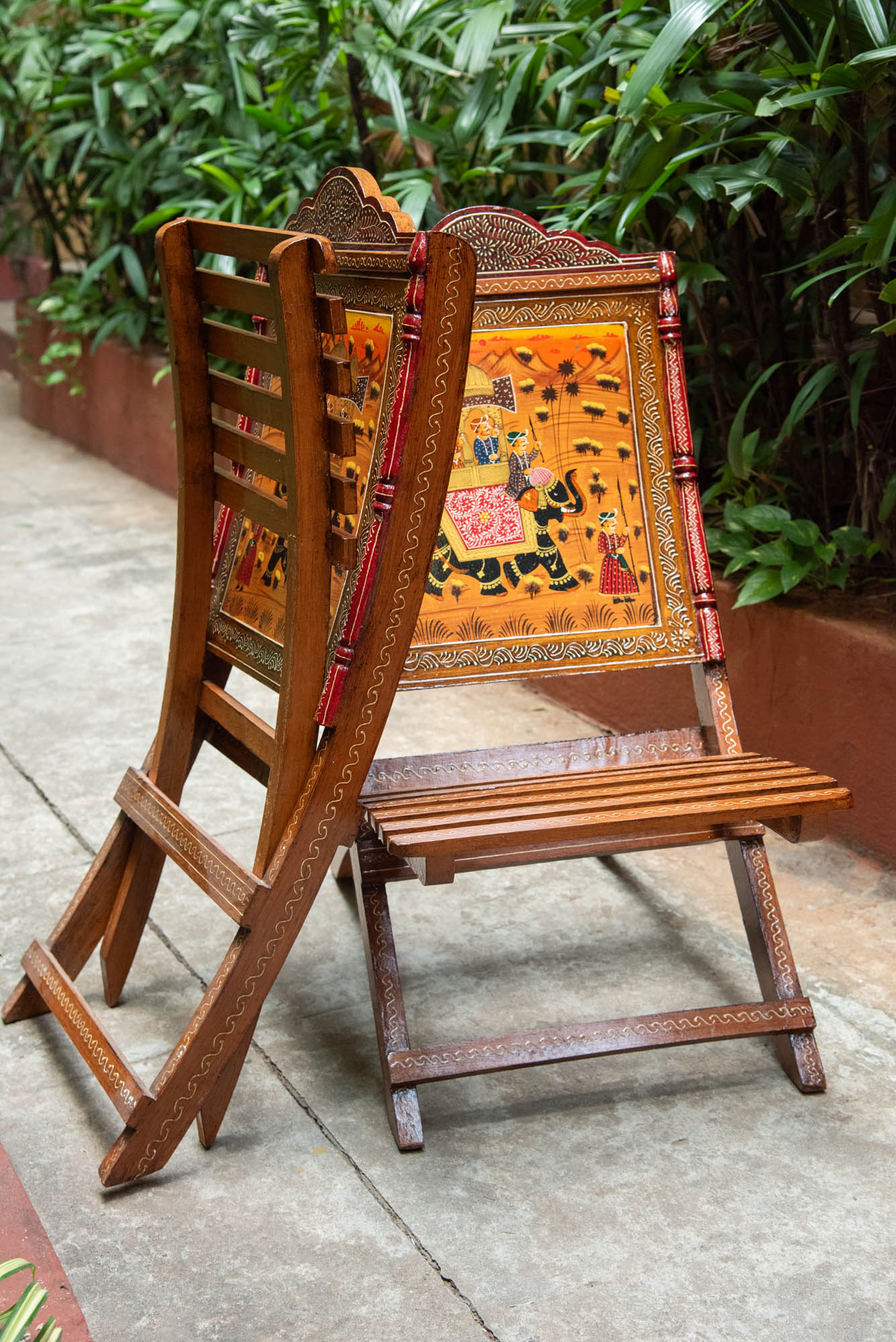 
                  
                    WD FOLDING SHOW PCS MAHRABI SET
                  
                