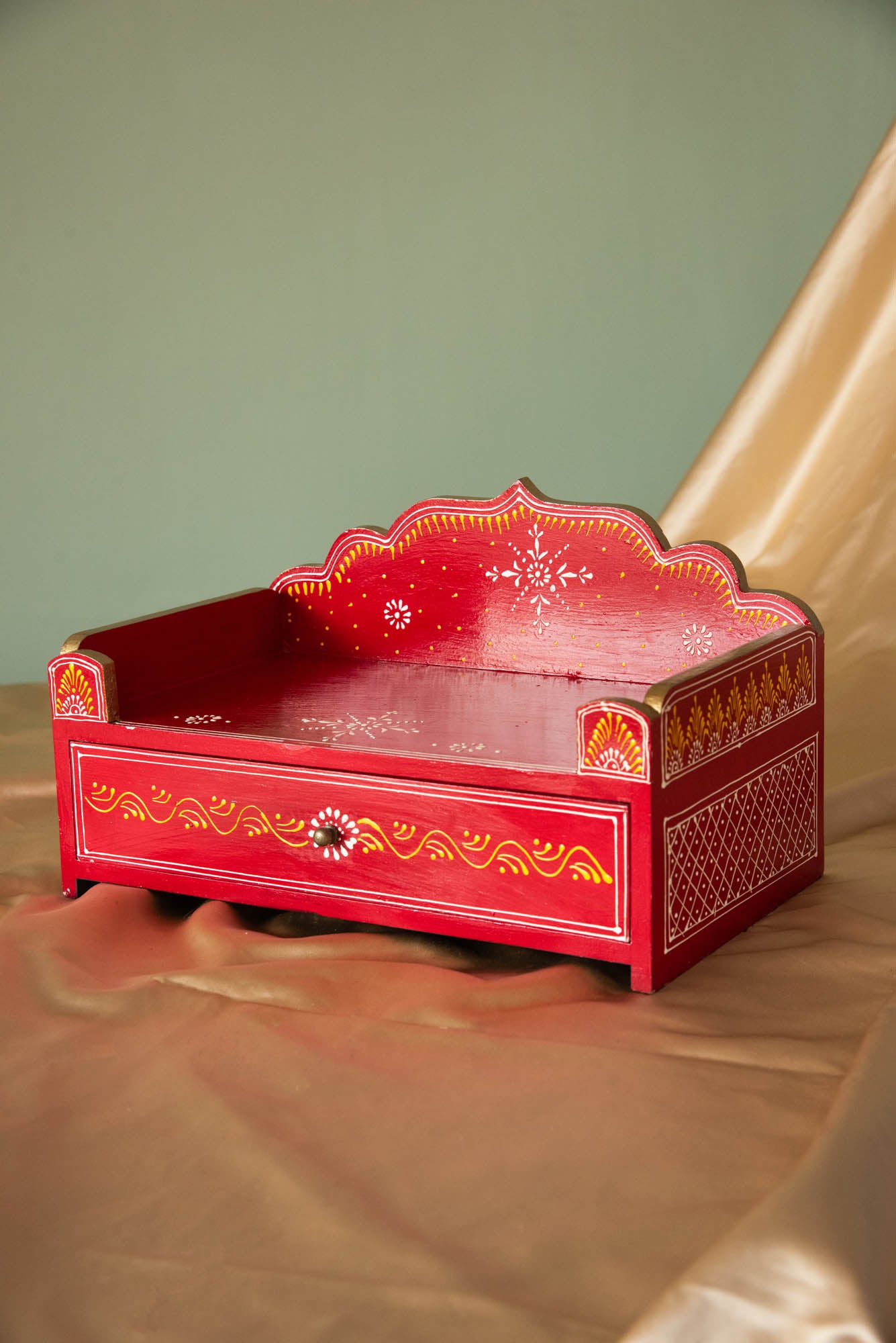 
                  
                    WOODEN TEMPLE PAINTED
                  
                