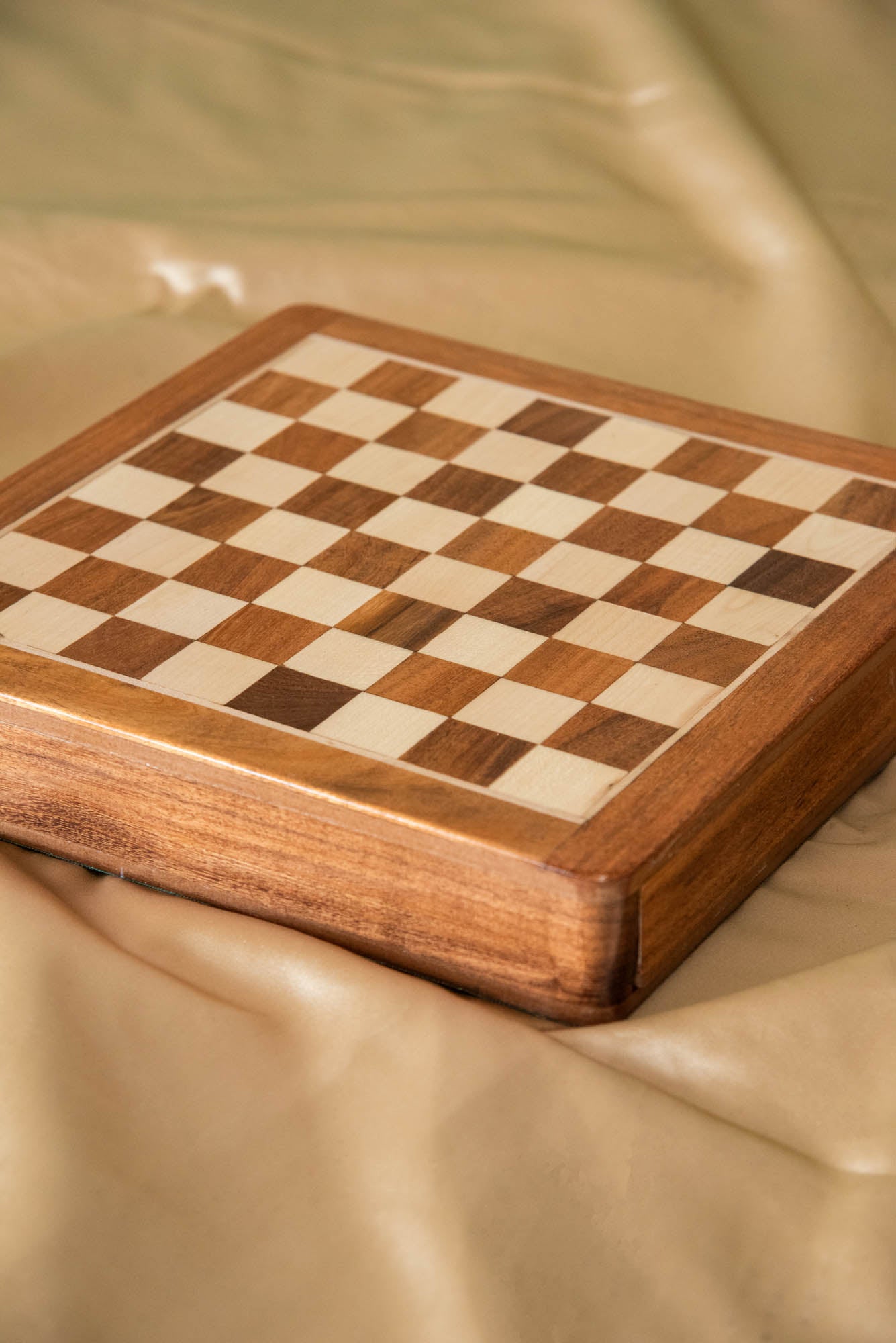 
                  
                    WD CHESS SET SQUARE MAGNET
                  
                