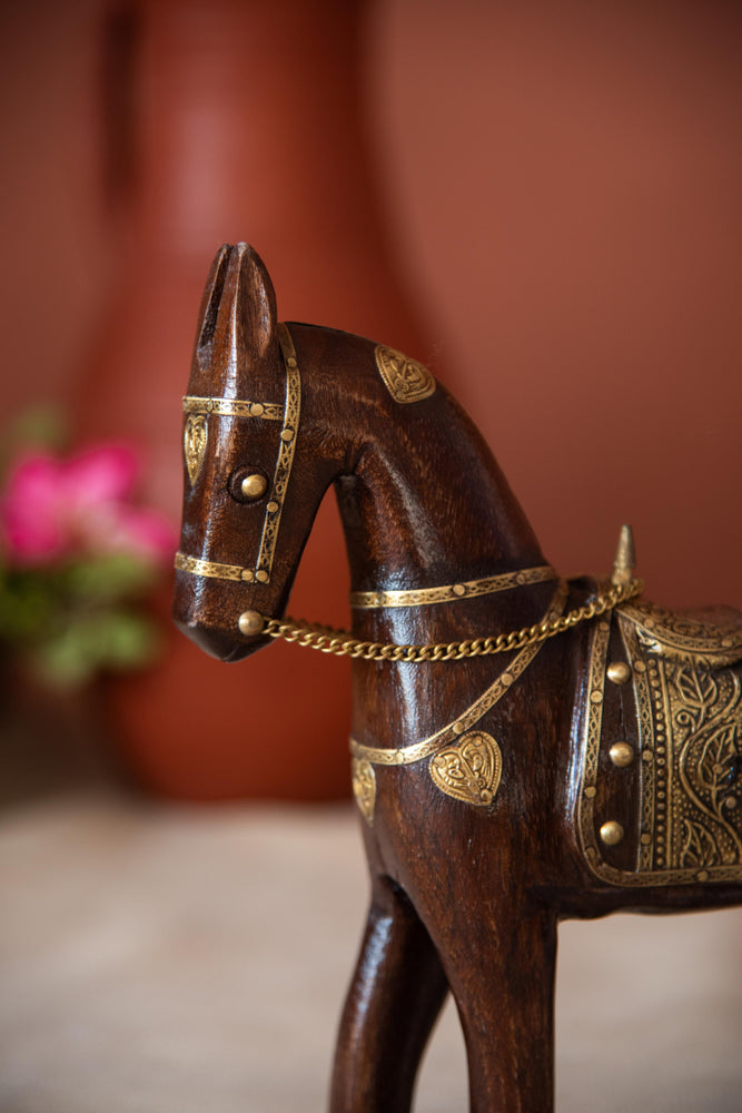
                  
                    Wood Horse Brass
                  
                