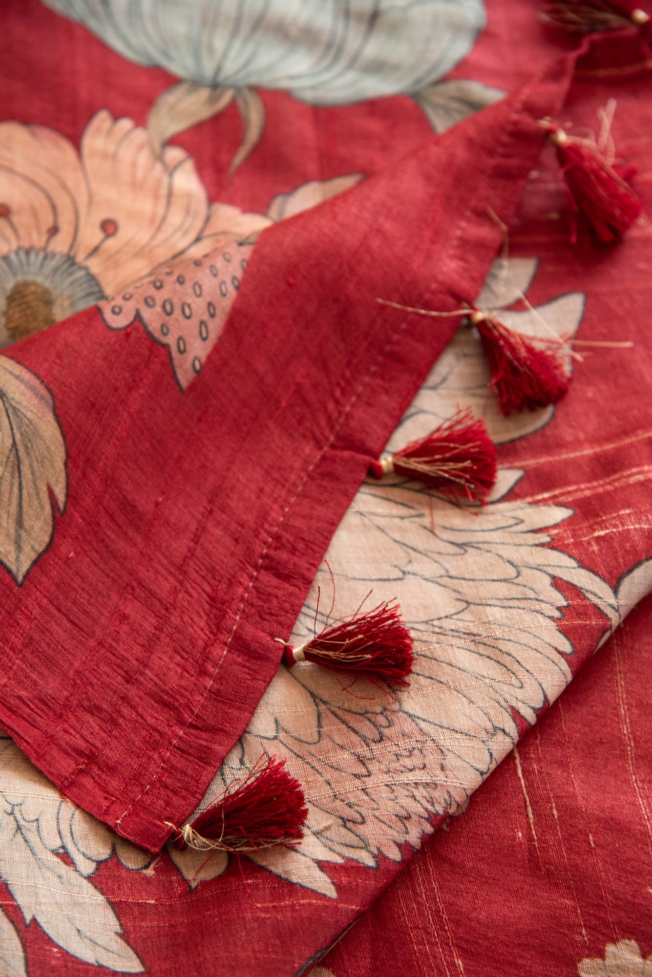 
                  
                    TUSSAR DIGITAL PRINT SAREE
                  
                