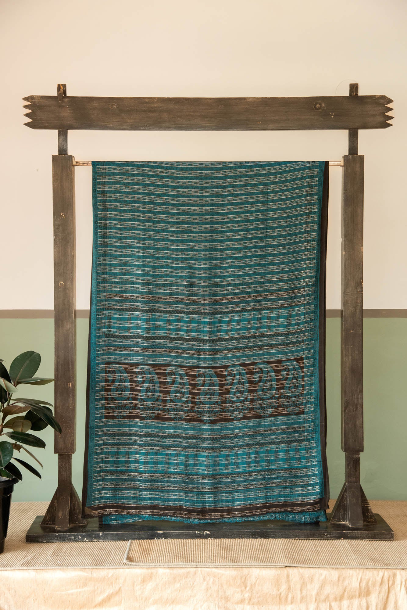 
                  
                    SAREE MULBERRY SILK BAGH PRINT
                  
                