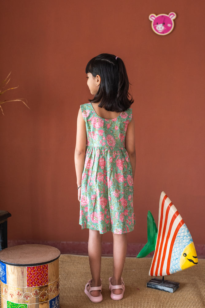 
                  
                    Girls Frock
                  
                