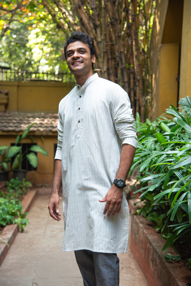 
                  
                    MENS LONG KURTA FULL SLEEVE
                  
                