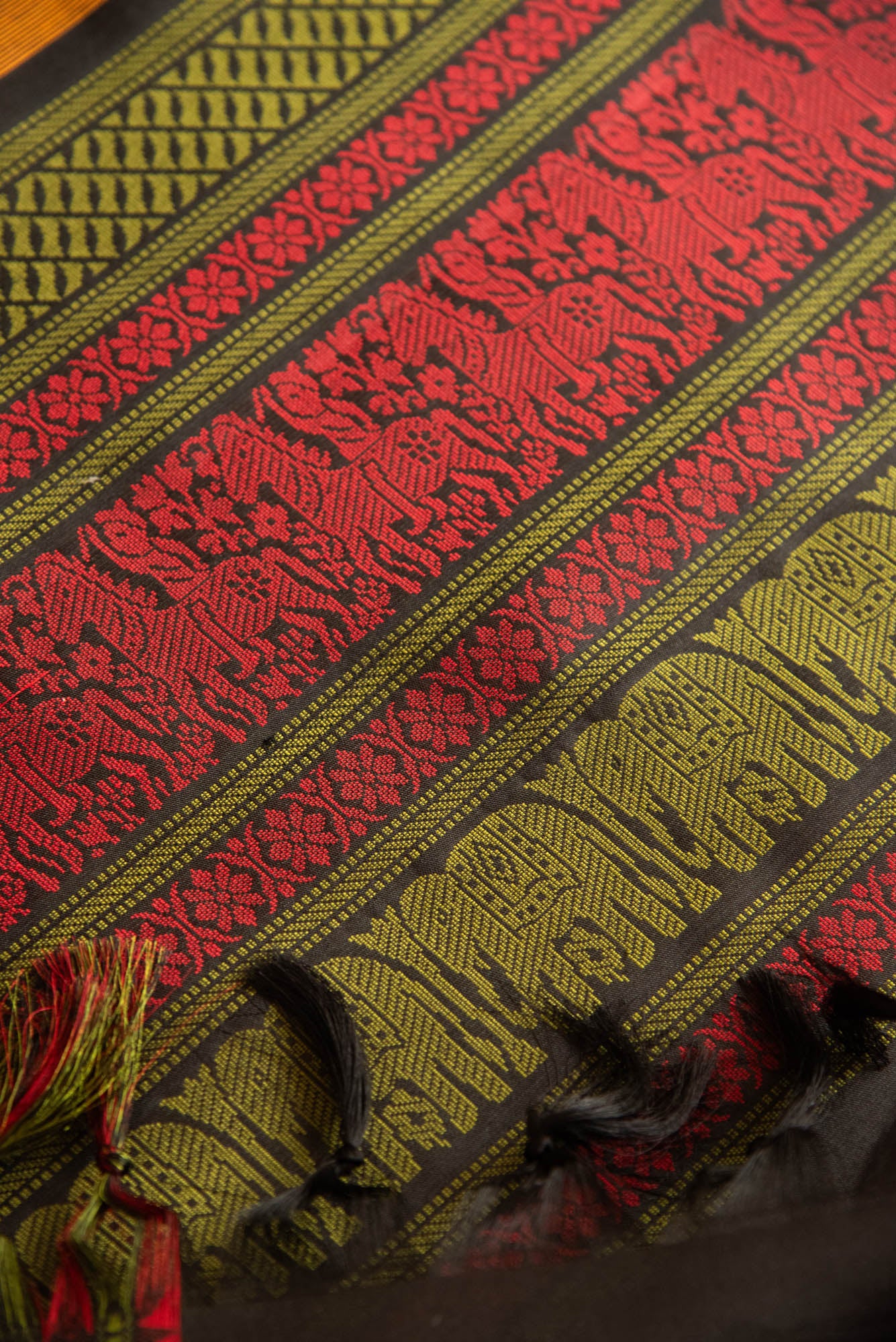
                  
                    KANCHI SILK SAREE-BG5445
                  
                