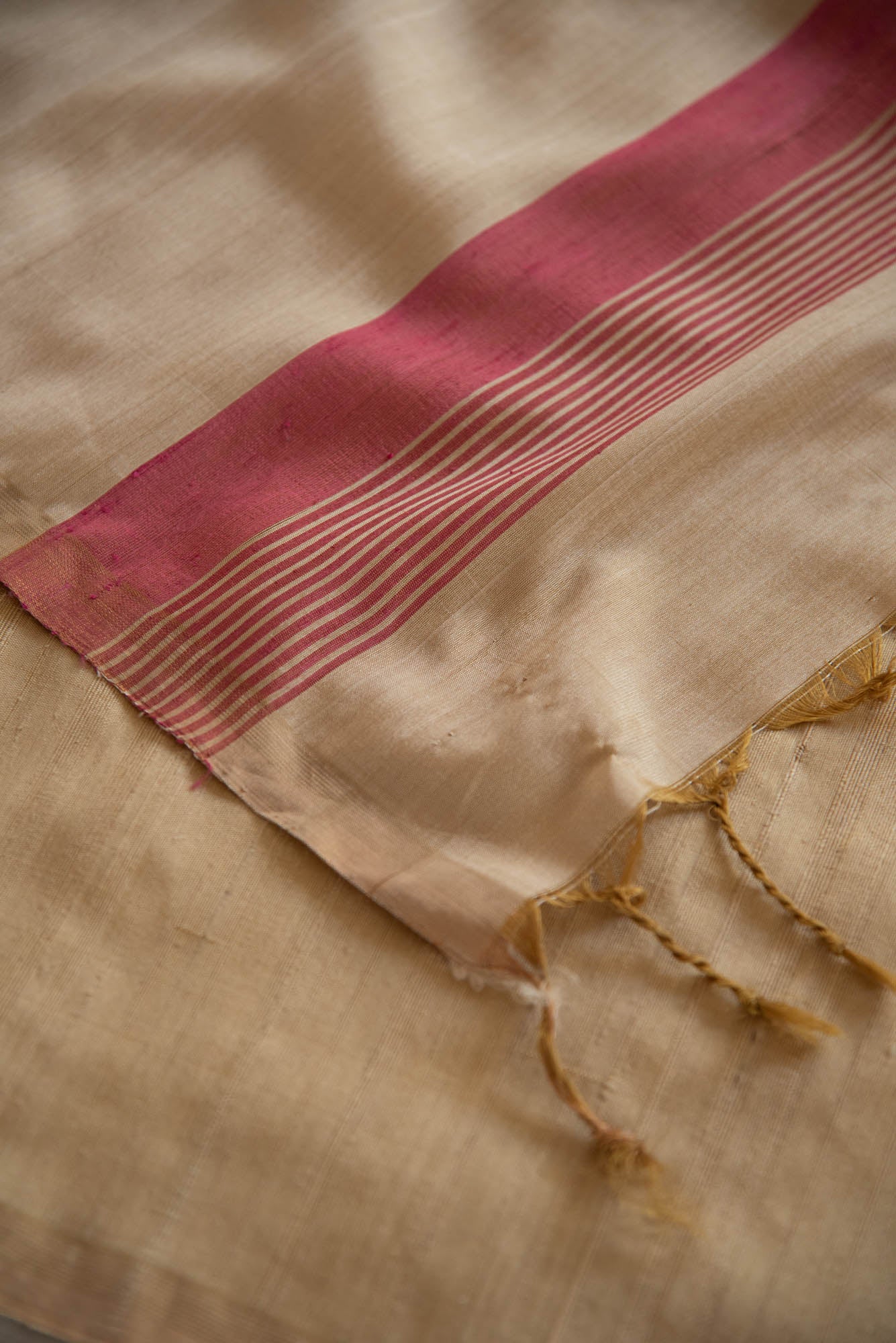 
                  
                    DUPION SILK SAREE-DR562
                  
                