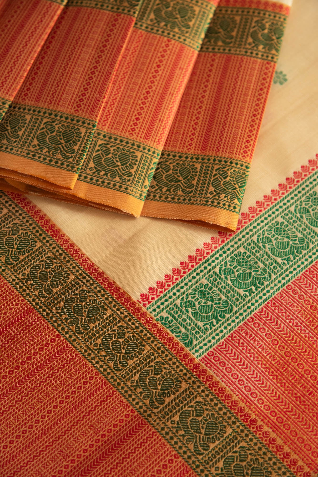 
                  
                    KANCHI SILK SAREE-BG4897
                  
                