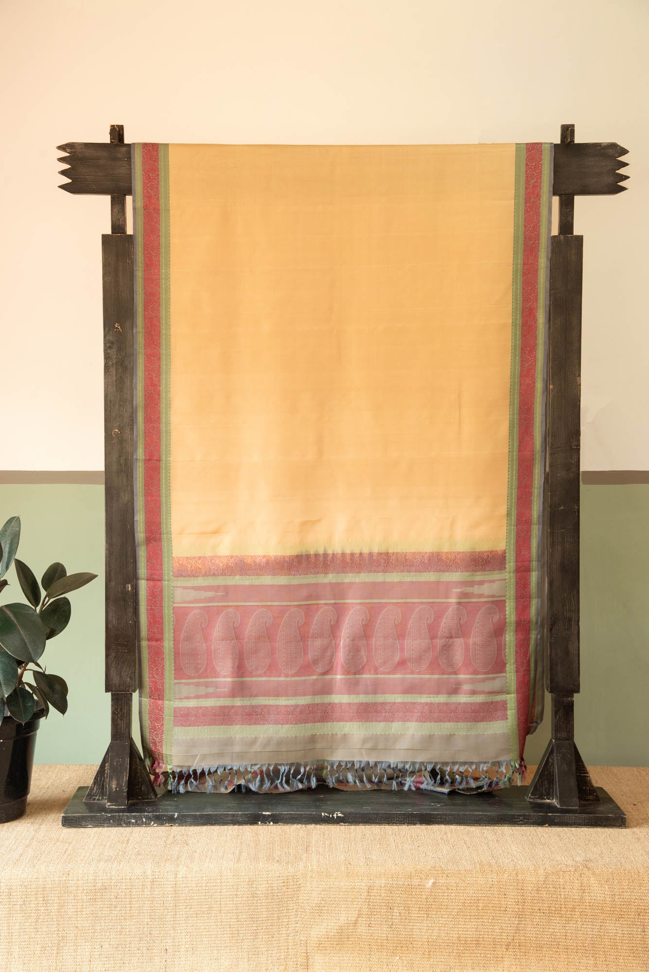 
                  
                    KANCHI SILK SAREE-BG5438
                  
                