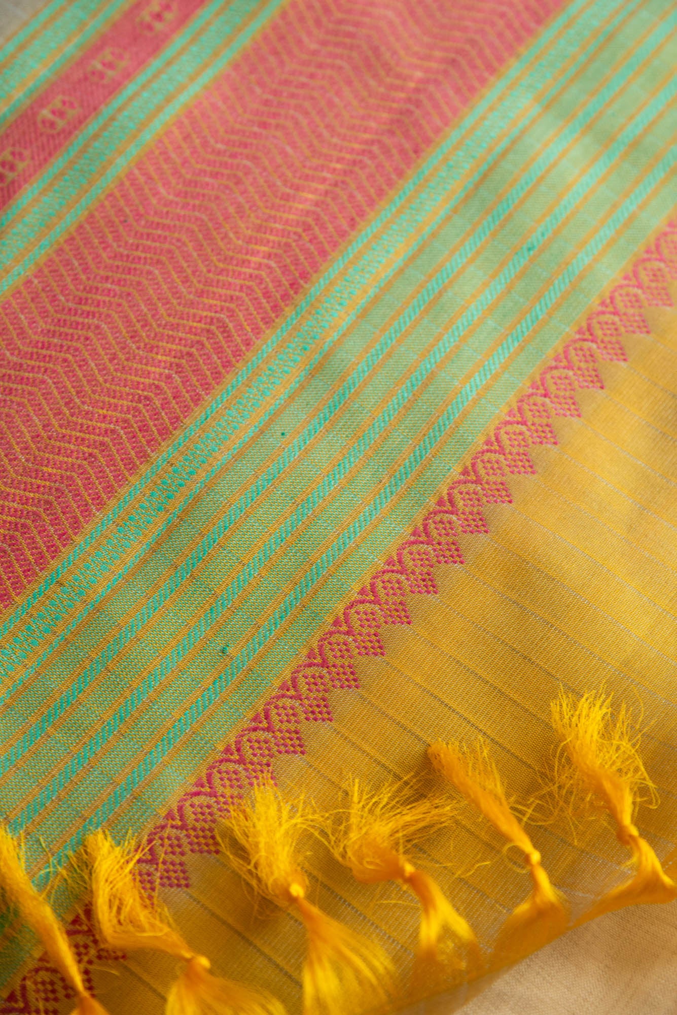 
                  
                    KANCHI SILK SAREE-BG5431
                  
                