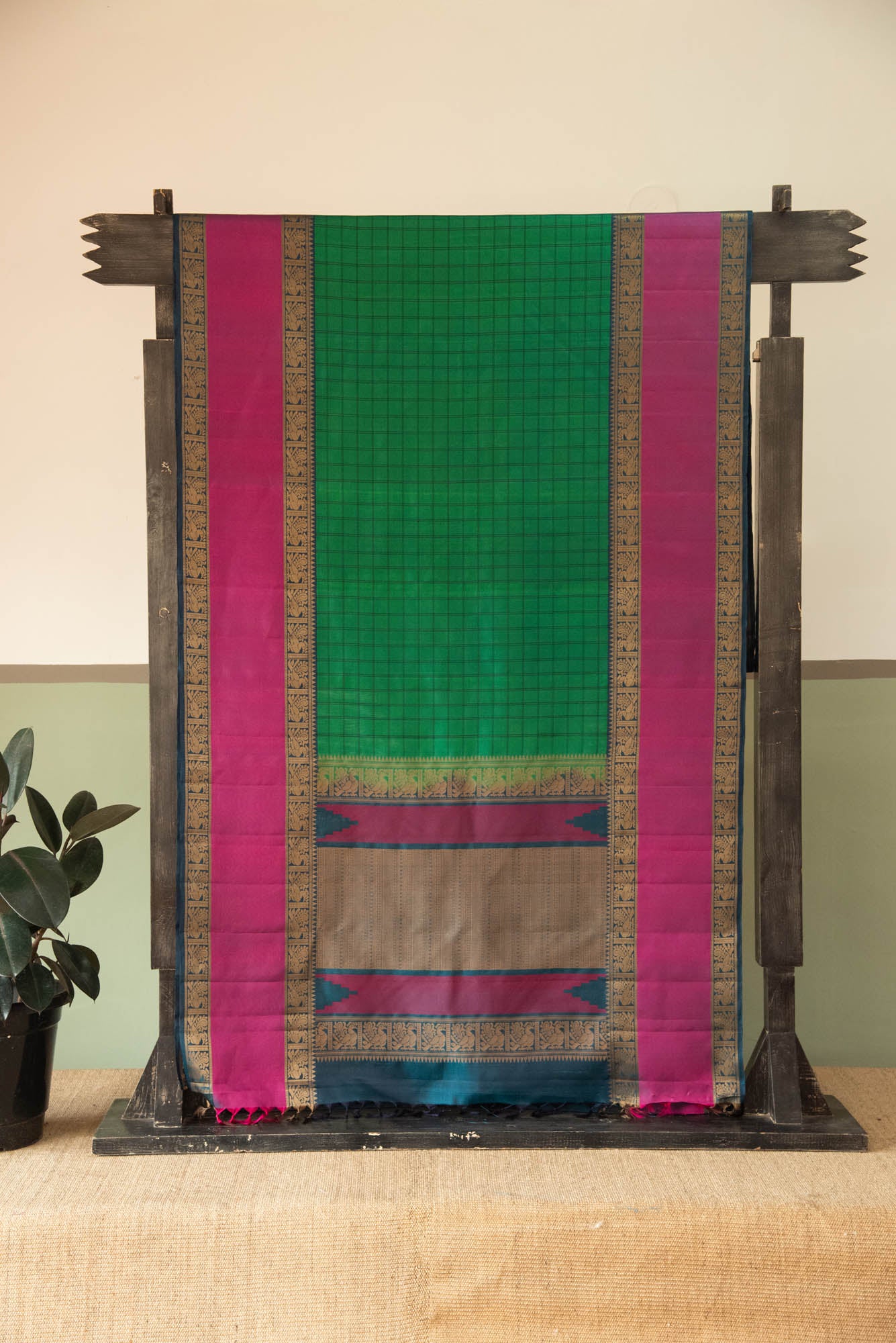 
                  
                    KANCHI SILK SAREE-BG5436
                  
                