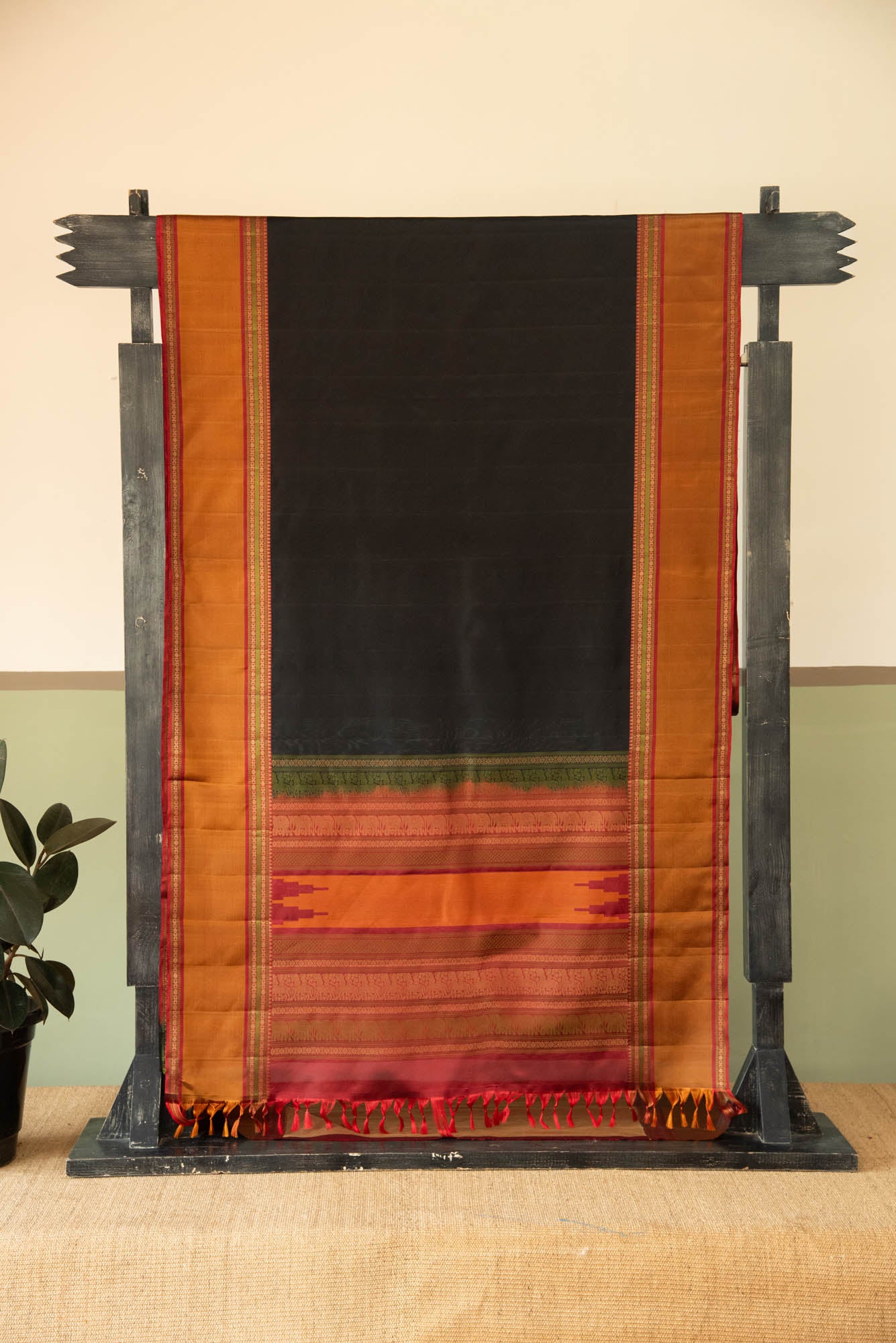 
                  
                    KANCHI SILK SAREE-BG5445
                  
                