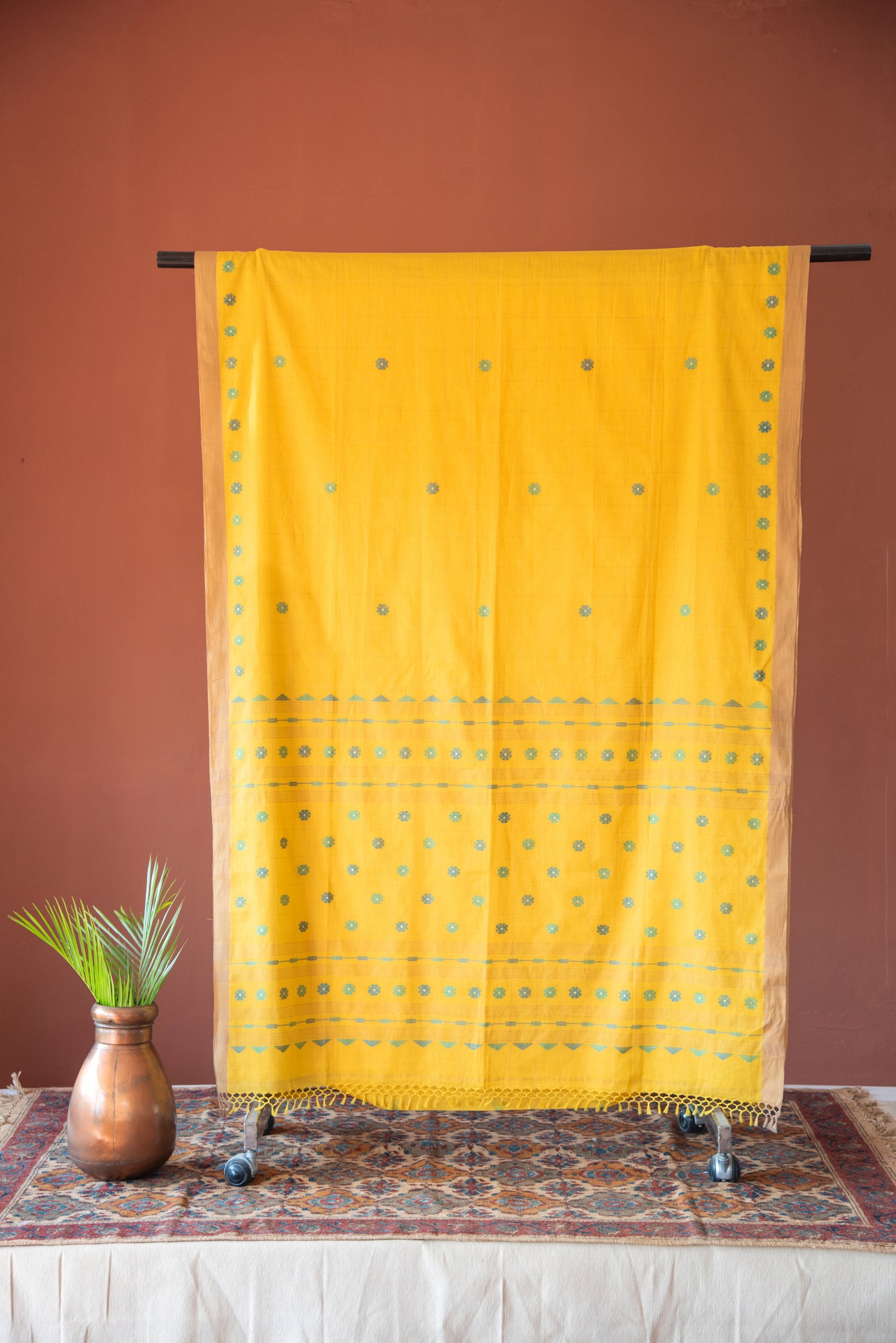 
                  
                    Bengal Cotton Jamdhani Saree
                  
                