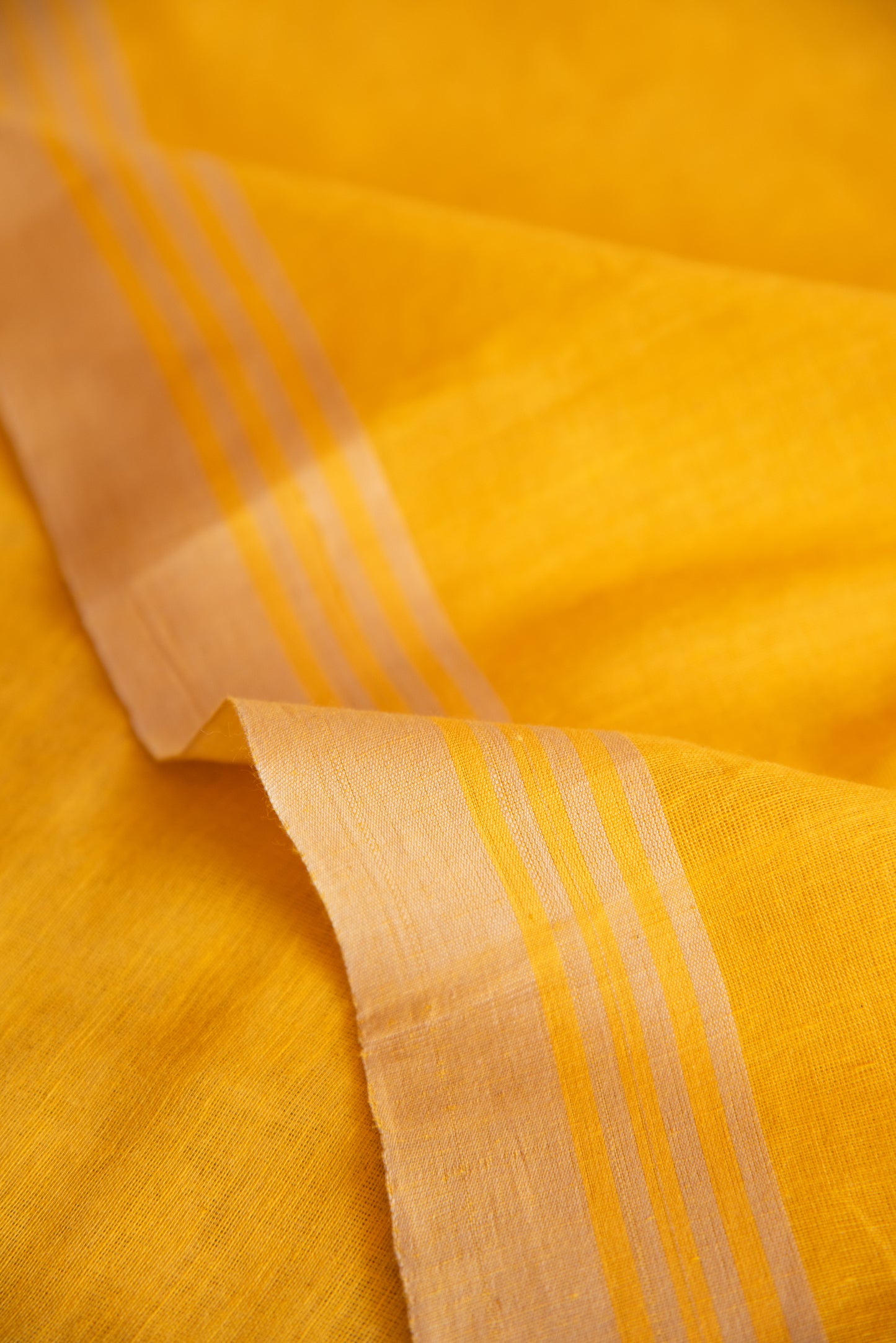 
                  
                    Bengal Cotton Jamdhani Saree
                  
                