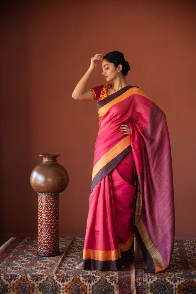 
                  
                    Linen Saree
                  
                