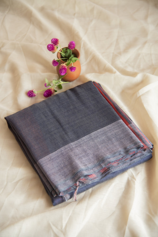 
                  
                    Linen Silk Saree
                  
                